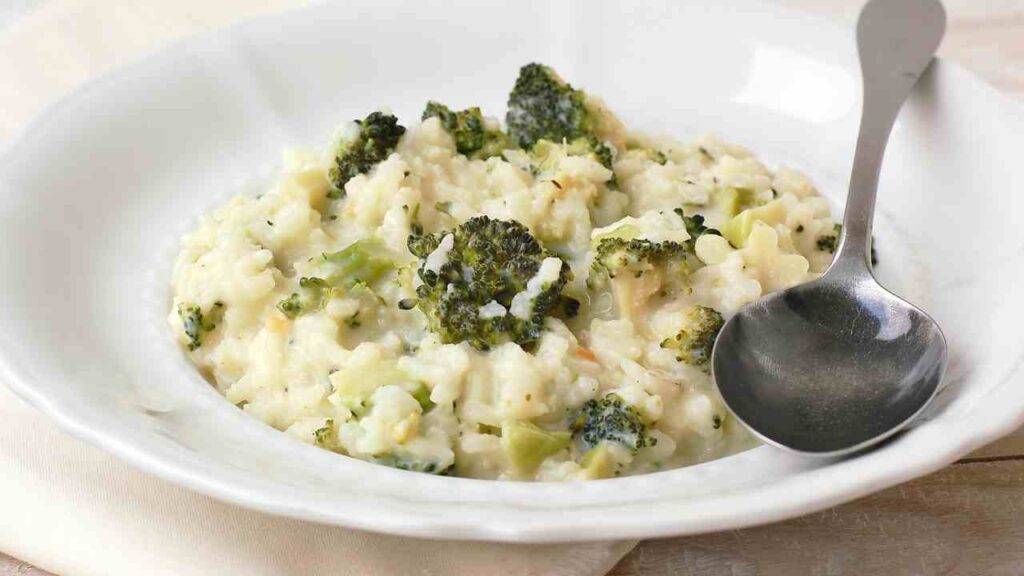 Risotto con broccoli e acciughe ricetta preparazione