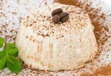 Semifreddo al caffè con 3 ingredienti | Dessert godurioso e facile Semifreddo al caffè con 3 ingredienti ricettasprint