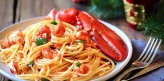 Spaghetti all'astice primo piatto ideale per il menù di Natale ricettasprint