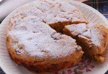 Torta di polenta e fichi | Dessert ricco e profumato invernale Torta di polenta e fichi ricettasprint