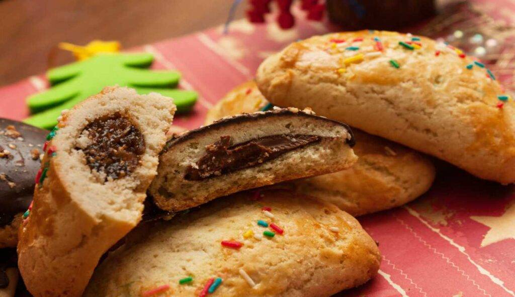 Biscotti ripieni noci e fichi secchi | gustosi dolcetti natalizi