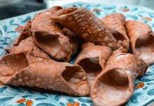Cannoli siciliani vuoti