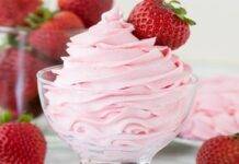 Crema alle fragole senza latte | Ottima crema gluten free crema fragole ricetta FOTO ricettasprint