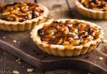 Tartine con frutta secca