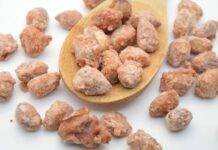 Mandorle pralinate addormenta suocere bianche e scure ricetta