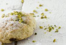 Mandorlini al pistacchio, i biscotti morbidi con mandorle e pistacchi Dolcetti mandorle e pistacchi