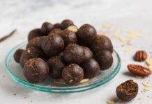 Nocciole al cioccolato pralinate ricetta