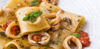 Paccheri con totani