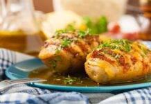 Patate hasselback con speck | Un contorno dal profumo irresistibile Patate fisarmonica