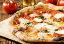 Pizza fatta in casa ricetta perfetta come in pizzeria ricettasprint