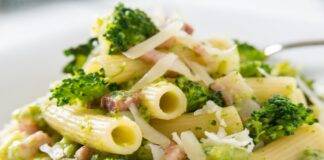 Pasta con broccoletti