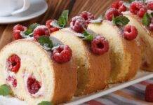 Rotolo ai lamponi e panna | Una dolce meraviglia per occasioni speciali Rotolo ai lamponi e panna