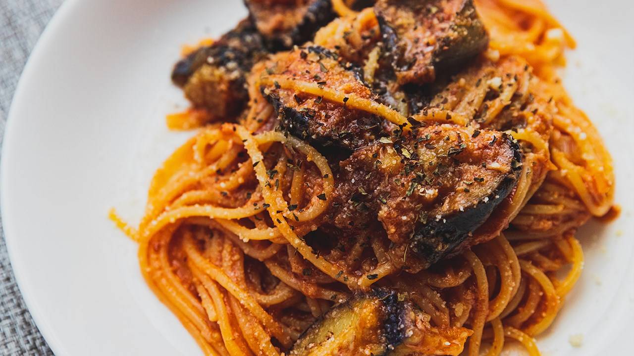 pasta col pesce spada e melanzane