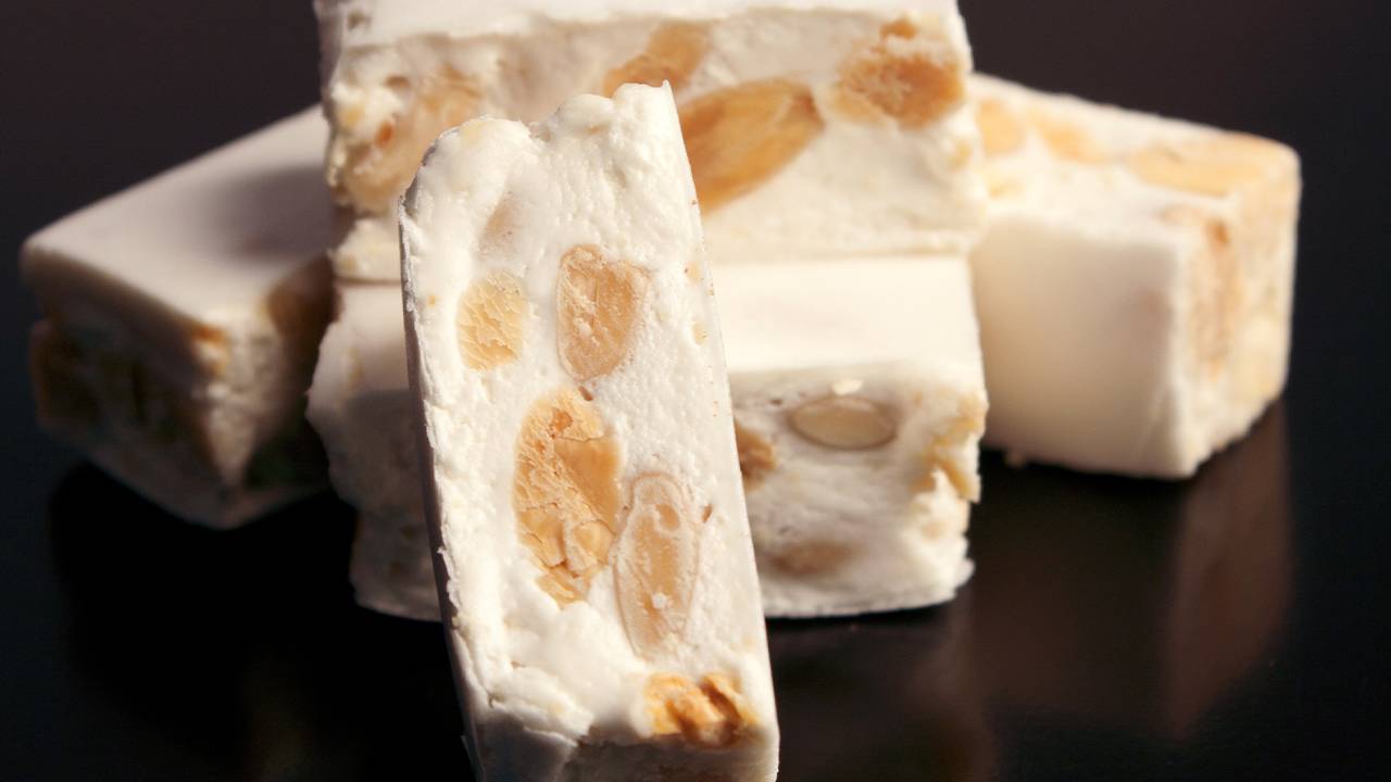 torrone bianco alle mandorle