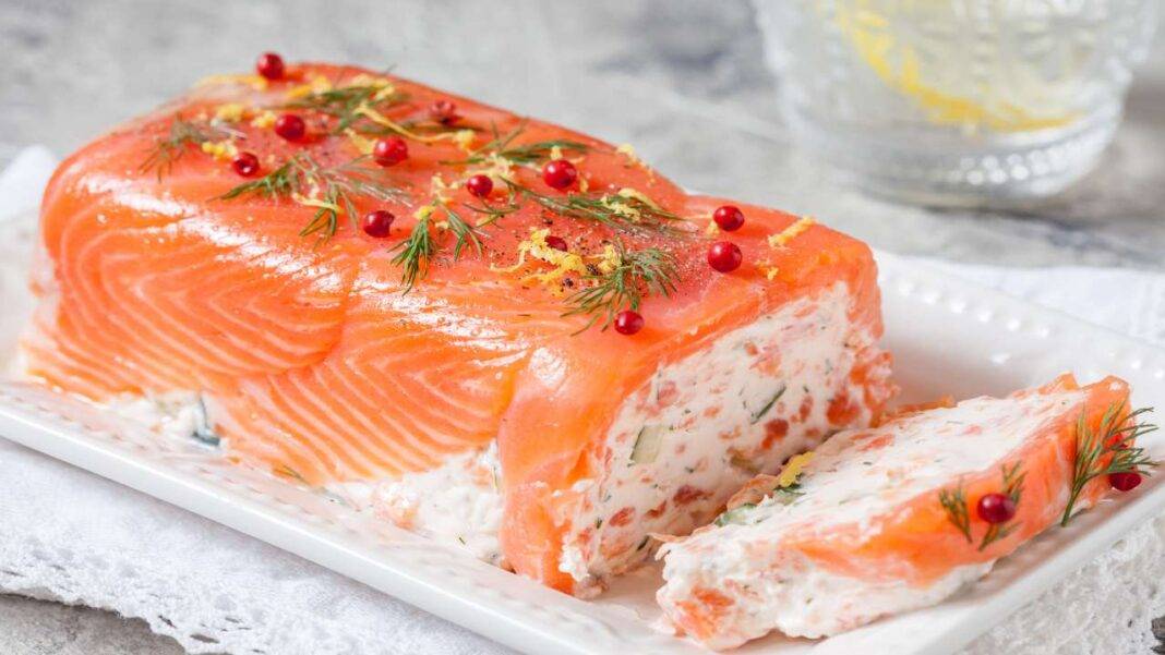 Terrina di salmone con formaggio cremoso Da servire Capodanno