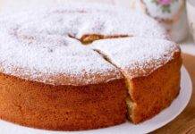 Torta di Natale dolce l Delicata e gustosa con ripieno di gocce di cioccolato Torta di Natale dolce ricetta