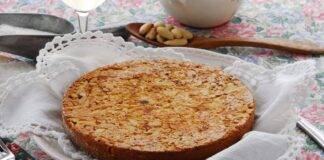 torta mandorle ricetta FOTO ricettasprint