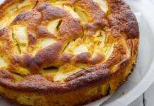 Torta di mele Valtellinese l Saporita e golosa con il vino bianco Torta di mele Valtellinese ricetta