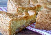 torta pere amaretti ricetta FOTO ricettasprint