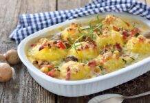 Bocconcini di patate con speck e funghi | Un contorno a dir poco invitante Patate con speck