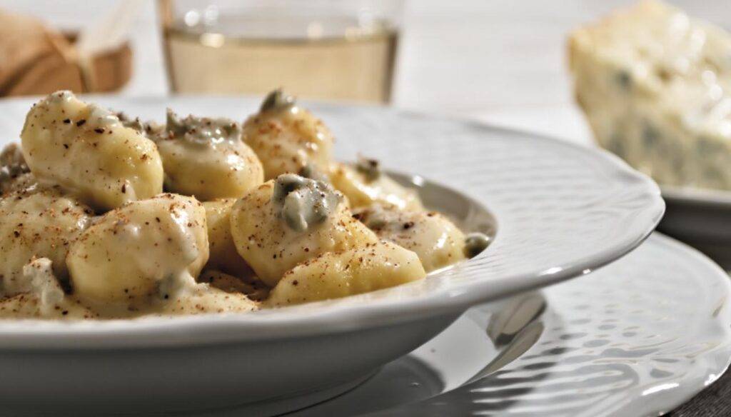 Gnocchi patate al e noci Caldi, gustosi, semplici e veloci