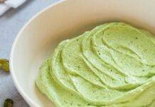 Namelaka al pistacchio | Un dolce al cucchiaio dal sapore goloso namelaka pistacchio ricetta FOTO ricettasprint