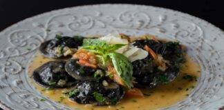 Pasta ripiena al nero di seppia