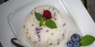 Semifreddo con lamponi e vaniglia ricetta