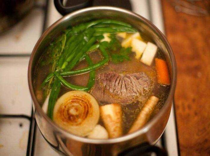 Perle di parmigiano in brodo sfizioso piatto buono e semplice da fare