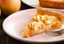 Torta sfogliata con le mele | Dessert facile e dal gusto generoso torta mele