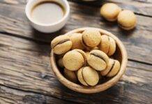 Baci di dama di Montersino | La ricetta dello chef per un dolce perfetto baci dama ricetta FOTO ricettasprint