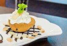 Bicchieri di biscotto e frutta | Semplici e golosi Bicchieri di biscotto e frutta ricetta