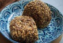 Bomboloni veloci al cioccolato e mandorle | Golosi e velocissimi Bomboloni veloci al cioccolato e mandorle ricetta