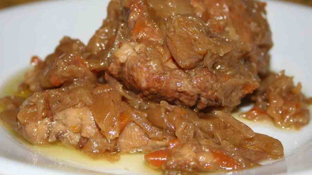 carne alla genovese ricetta preparazione ingredienti