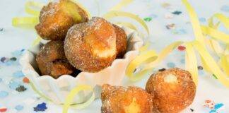 Castagnole Ripiene alla Crema con mele e ricotta