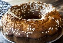 Ciambella integrale al miele, il dolce adatto alla linea dolce con farina integrale