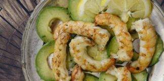 Gamberi con avocado e limone ricetta