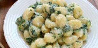 Gnocchi agli spinaci e stracchino ricetta