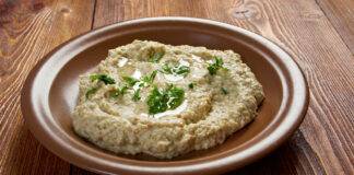 Salsa di melanzane greca