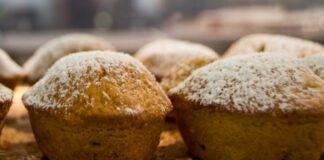 Muffin ananas e cocco ricetta