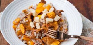 Orzo zucca e funghi ricetta