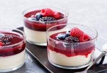 Panna cotta alla frutta