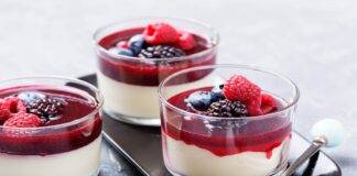 Panna cotta alla frutta