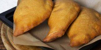 Panzerotti al forno con salame e formaggio ricetta