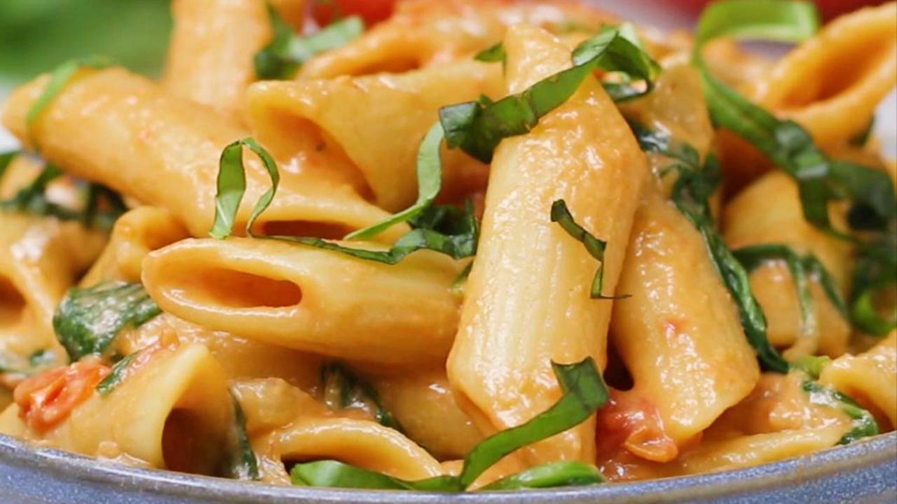 Penne con bresaola e robiola