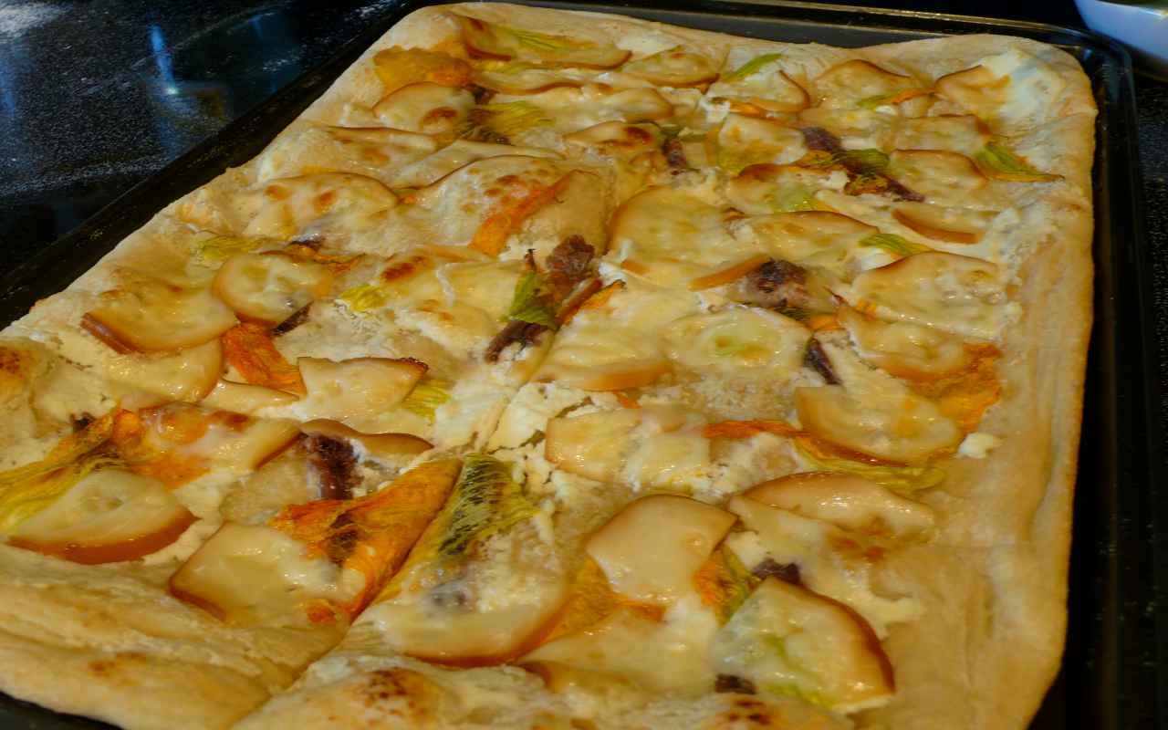 pizza pastella fiori zucca ricetta FOTO rciettasprint
