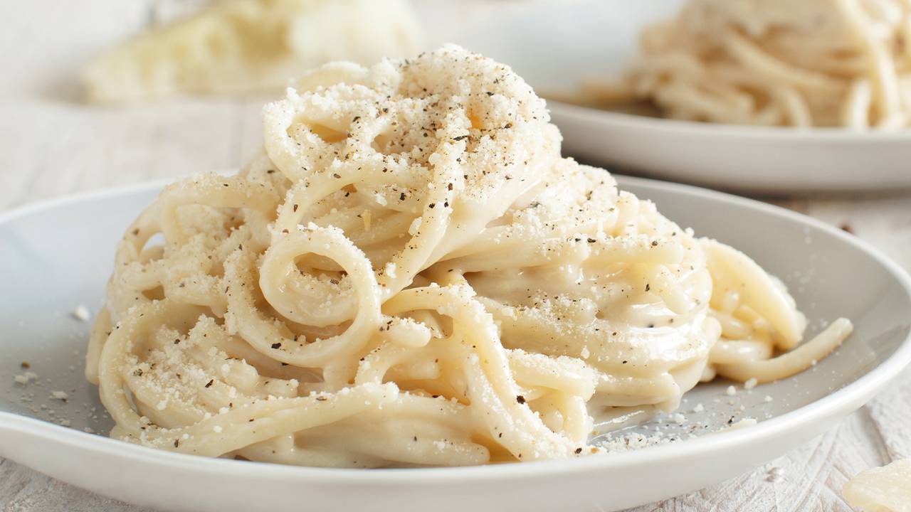 Pasta al formaggio e spezie