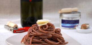 Pasta al vino rosso