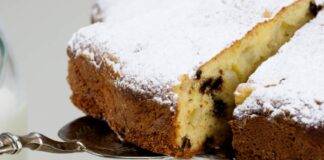 Torta alle pere con ricotta e gocce di cioccolato