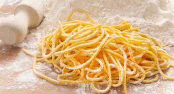 Troccoli pugliesi al vino bianco | La pasta fatta in casa che vi stupirà